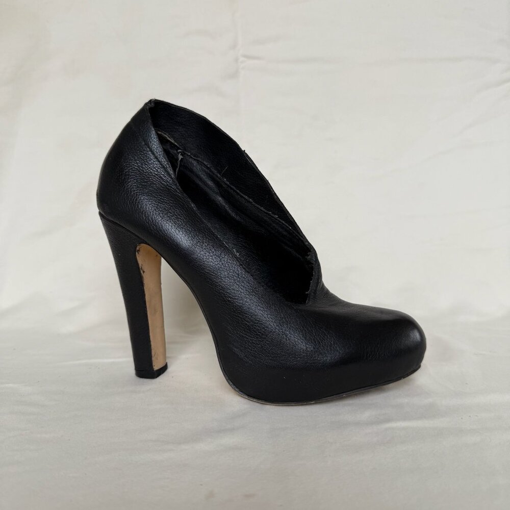 Matiko Betty Black Leather Elevated Side Slip On Peep Toe Bootie Pump Size 7 - Picture 7 of 12